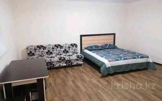 1-комнатный дом посуточно, 50 м², 10 сот., Акжайык 18 — Гостиница Айнаколь, теннисный корт 