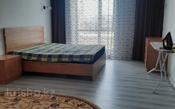 2-комнатная квартира, 61 м², 9/10 этаж помесячно, Бокехана 15/1 Астана - изображение 3