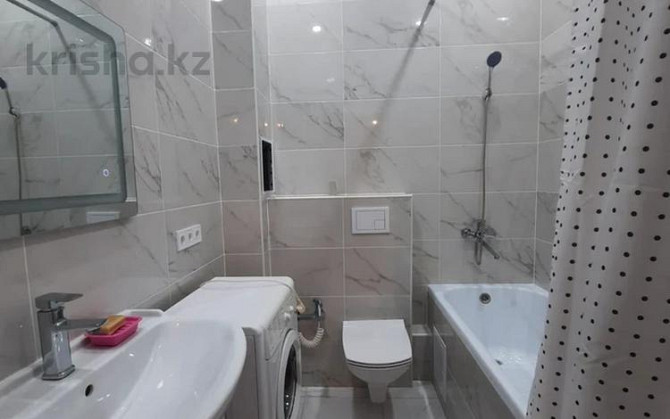 2-комнатная квартира, 61 м², 9/10 этаж помесячно, Бокехана 15/1 Астана - изображение 8