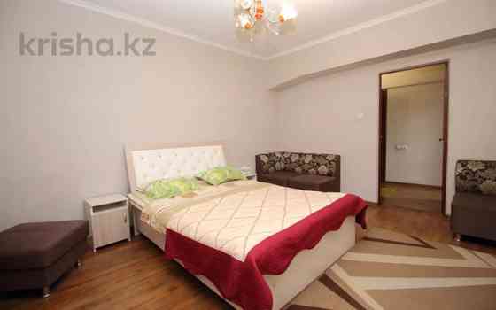 2-комнатная квартира, 47 м², 3/8 этаж посуточно, Достык — Гостиница Казахстан Almaty