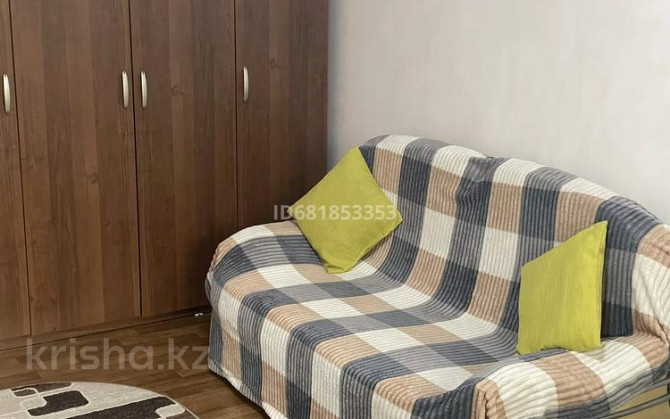1-комнатная квартира, 30 м², 3/5 этаж посуточно, Каирбекова 17 Алматы - изображение 2