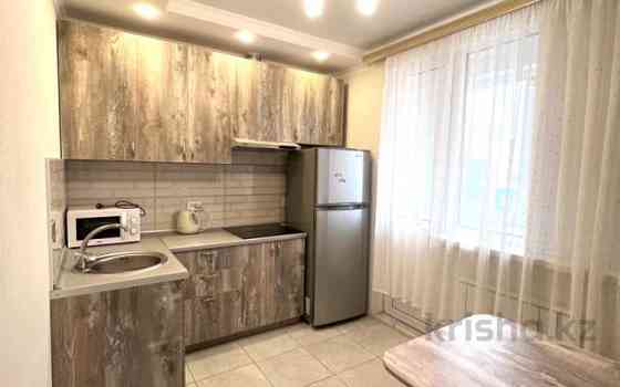 2-комнатная квартира, 54 м², 12/12 этаж посуточно, мкр Акбулак, Байтерекова 87 Almaty