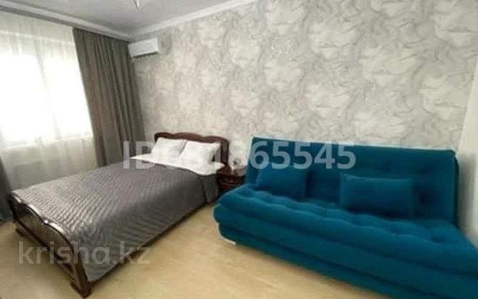 1-комнатная квартира, 44 м², 6/9 этаж посуточно, Керей Жанибек Хандар 12/1 Астана - изображение 1