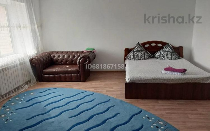 1-комнатная квартира, 47 м², 1/9 этаж посуточно, Нур Актобе — Анвар и Айман Актобе - изображение 1