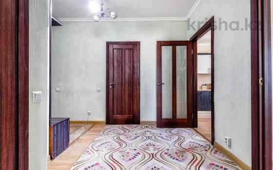 2-комнатная квартира, 58 м², 9/12 этаж посуточно, Сарайшик — Акмешит Astana