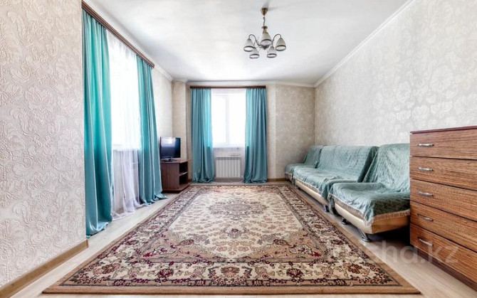 2-комнатная квартира, 58 м², 9/12 этаж посуточно, Сарайшик — Акмешит Astana - photo 1