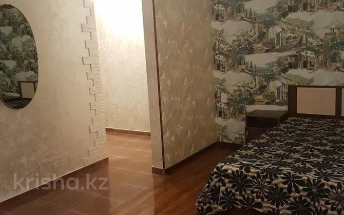1-комнатная квартира, 32 м², 2/4 этаж посуточно, Ауэзова 165 — Бухар жырау Almaty - photo 1