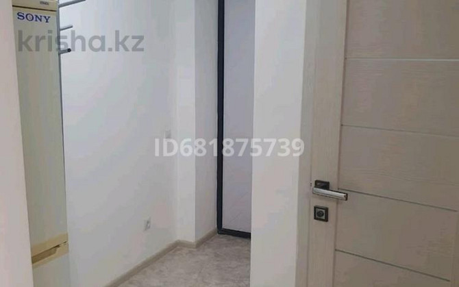 1-комнатная квартира, 45 м², 3/5 этаж посуточно, улица Мусы Баймуханова 35 Атырау - изображение 3