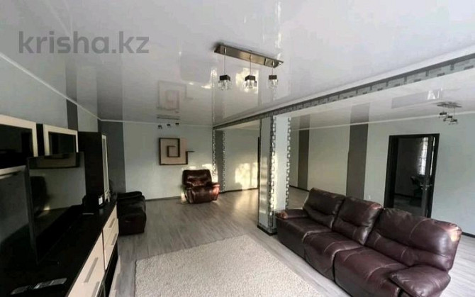 8-комнатный дом помесячно, 260 м², 5 сот., мкр Каменское плато, Оспанова Алматы - изображение 1