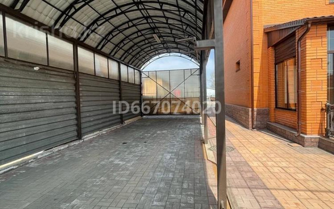 5-комнатный дом посуточно, 300 м², Жангельдина — Республика  - изображение 3