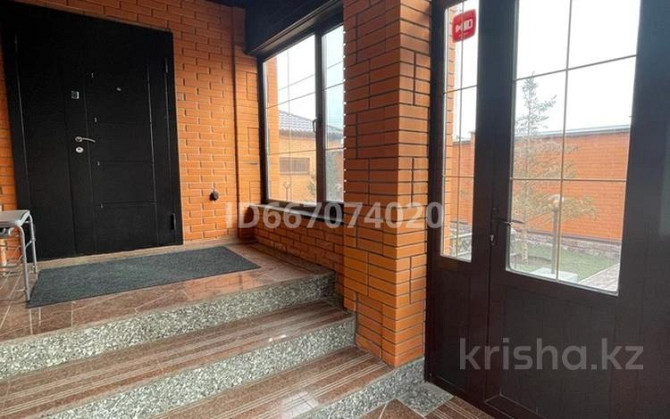 5-комнатный дом посуточно, 300 м², Жангельдина — Республика  - изображение 8