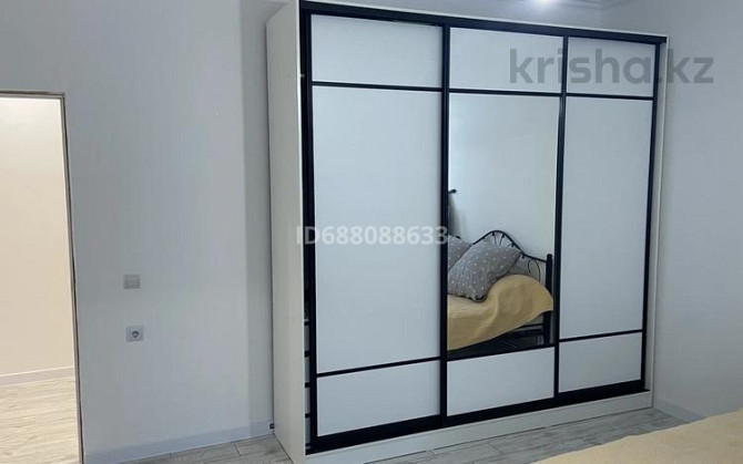 2-комнатная квартира, 74 м², 5/5 этаж помесячно, мкр Самал, Мкрн Самал 60а - Аэропорт Атырау - изображение 8