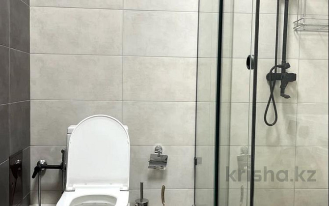 2-комнатная квартира, 80 м², 3/9 этаж посуточно, Радостовца 333а Алматы - изображение 7