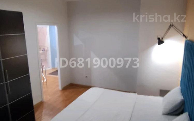 2-комнатная квартира, 70 м², 10/25 этаж посуточно, Абиша Кекилбайулы 264/7 — Мега на Розыбакиева Алматы - изображение 5