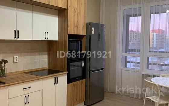 2-комнатная квартира, 65 м², 2/9 этаж помесячно, Бектурова 4/1 - Сзади анвара Astana