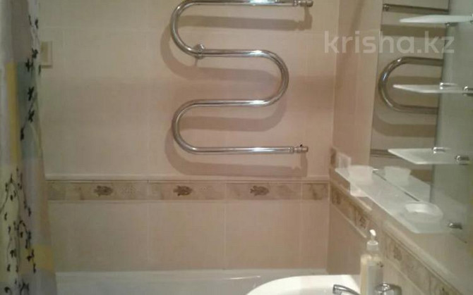 2-комнатная квартира, 64 м², 2/5 этаж посуточно, Ак Бектурова — Лермонтова Павлодар - изображение 6