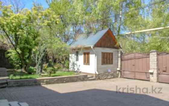 6-комнатный дом помесячно, 395.4 м², 12.52 сот., мкр Дарын Алматы