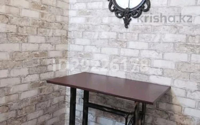 1-комнатная квартира, 45 м², 2/9 этаж посуточно, проспект Абая 111 — Доспановой Уральск - изображение 4