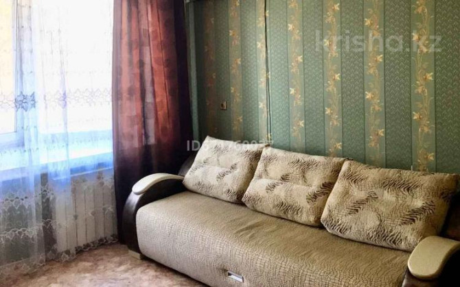 1-комнатная квартира, 33 м², 3/5 этаж помесячно, Космическая 4/1 Усть-Каменогорск - изображение 1