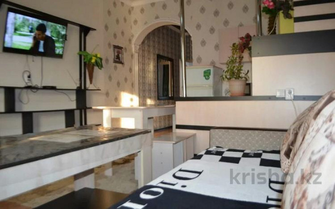 4-комнатная квартира, 100 м², 1/1 этаж посуточно, Гостевые дома 124 — Коркыт-аты Kyzylorda - photo 1
