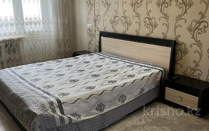 1-комнатная квартира, 40 м², 9/9 этаж посуточно, мкр 11 34 Aqtobe - photo 1