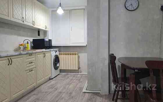 2-комнатная квартира, 70 м², 2/5 этаж посуточно, проспект Абулкаир хана 87 — проспект Абулкаир хана  Актобе