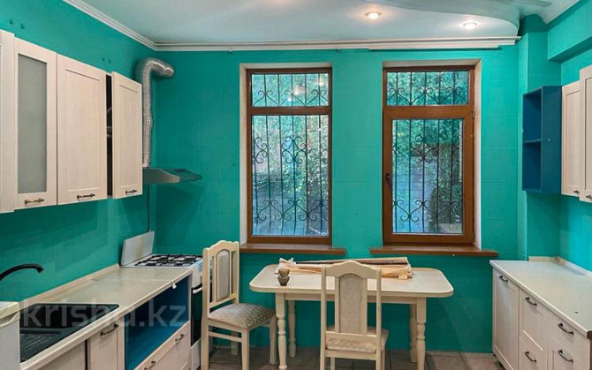 8-комнатный дом помесячно, 356 м², 9 сот., мкр Каменское плато — Олимпийская Алматы - изображение 4