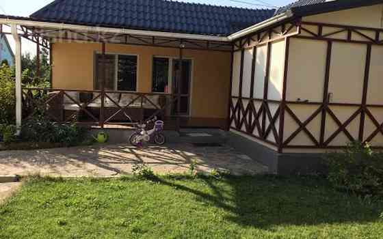 6-комнатный дом помесячно, 300 м², 9 сот., мкр Горный Гигант, Карибжанова 82 Алматы