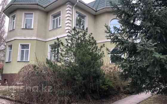 8-комнатный дом посуточно, 500 м², мкр Таусамалы, Акбата 5 Алматы