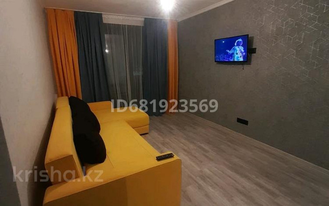 2-комнатная квартира, 40 м², 5/5 этаж посуточно, Тауелсыздык 4/3 — Кажмукана Astana - photo 4