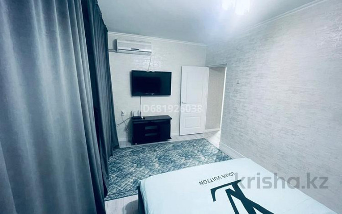 1-комнатная квартира, 45 м², 6/9 этаж посуточно, Айбергенова 1г — Шымкент Плаза и Айгул Шымкент - изображение 6