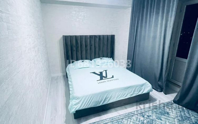 1-комнатная квартира, 45 м², 6/9 этаж посуточно, Айбергенова 1г — Шымкент Плаза и Айгул Шымкент - изображение 5