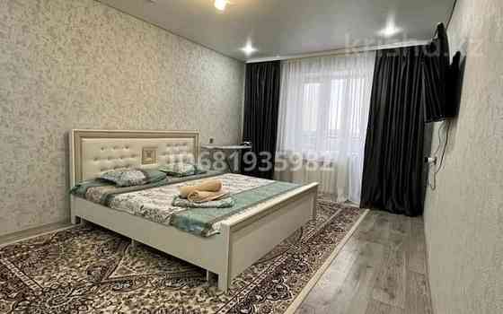1-комнатная квартира, 35 м², 2/5 этаж посуточно, А. Скоробогатова 67 — Пр. Абая Уральск