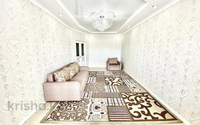 2-комнатная квартира, 70 м², 3/9 этаж посуточно, мкр. Батыс-2, Мангилик Ел 20 Актобе - изображение 2