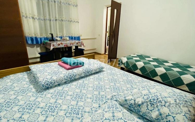 1-комнатная квартира, 30 м², 1/1 этаж посуточно, Казыбек би 66  - изображение 5