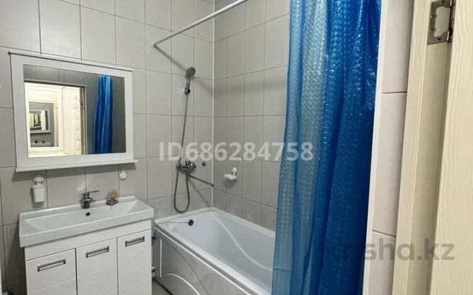 2-комнатная квартира, 90 м², 5/12 этаж помесячно, Тайманова 48 Атырау - изображение 8
