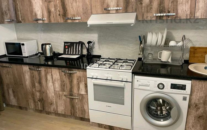 3-комнатная квартира, 64 м², 1/7 этаж помесячно, Есимхана - Напротив нового стадиона Туркестан - изображение 8