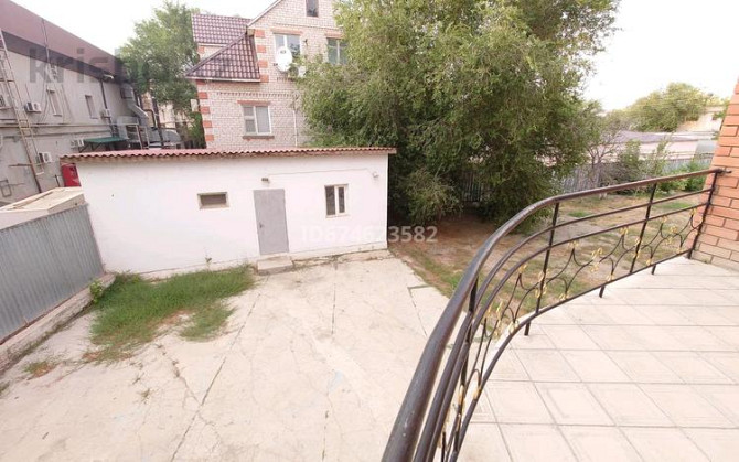 9-комнатный дом помесячно, 428 м², 10 сот., мкр Центральный 12 — Азаттық Атырау - изображение 8