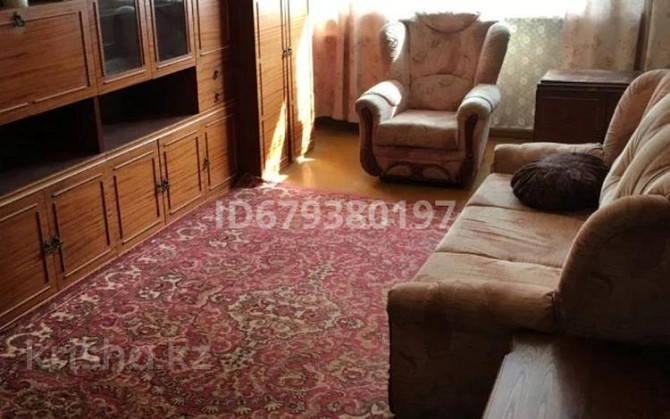 2-комнатная квартира, 38 м², 4/5 этаж помесячно, проспект Нурсултана Назарбаева 34 Усть-Каменогорск - изображение 8