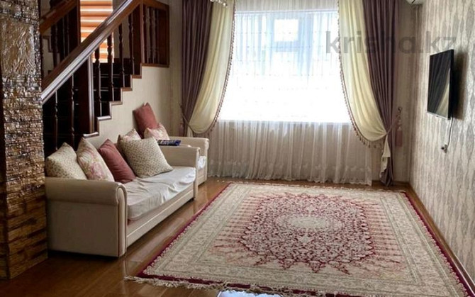 7-комнатный дом помесячно, 250 м², 10 сот., мкр Самал-2 50 — Аргынбекова рядом Дендропарк Shymkent - photo 2