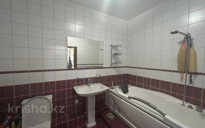 4-комнатная квартира, 103 м², 3/9 этаж помесячно, Аскарова Асанбая 21 Almaty - photo 7