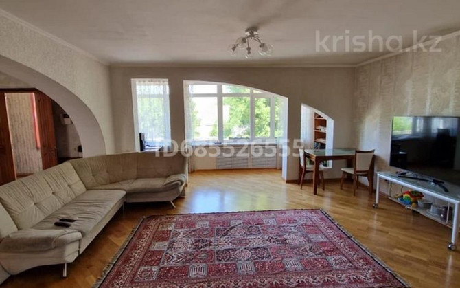 5-комнатный дом помесячно, 250 м², 8 сот., Алиева 5 Астана - изображение 1