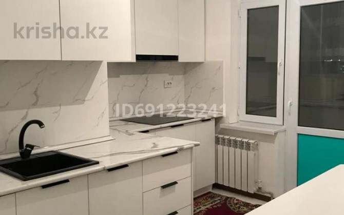 3-комнатная квартира, 83.5 м², 12/12 этаж помесячно, 9-я улица 40/3 - Областной акимат Туркестан - изображение 3