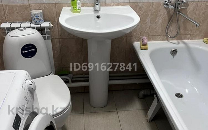 2-комнатная квартира, 50 м², 1/1 этаж помесячно, мкр СМП 163, Алихан Букейханов Атырау - изображение 5