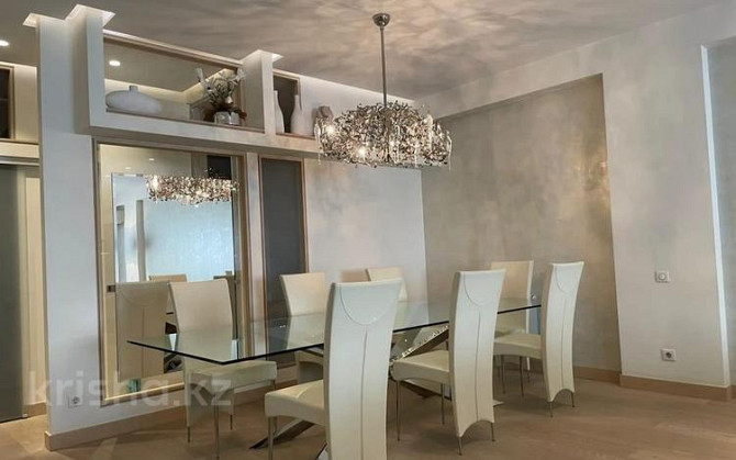 4-комнатная квартира, 250 м², 1/9 этаж помесячно, Каратаева 38а-в Almaty - photo 7