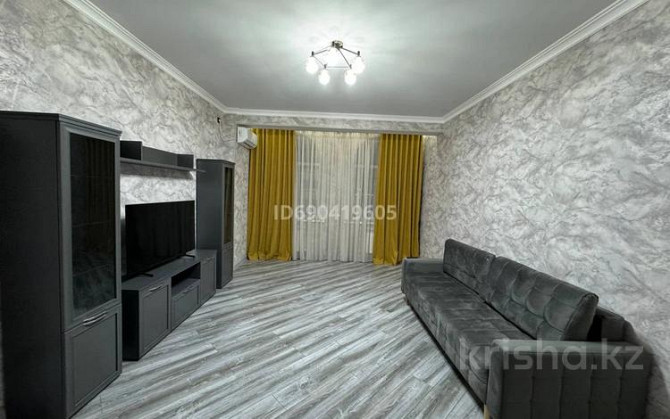 2-комнатная квартира, 82 м², 2/6 этаж помесячно, мкр Нурсая, Улица Акжарма 10 Атырау - изображение 8