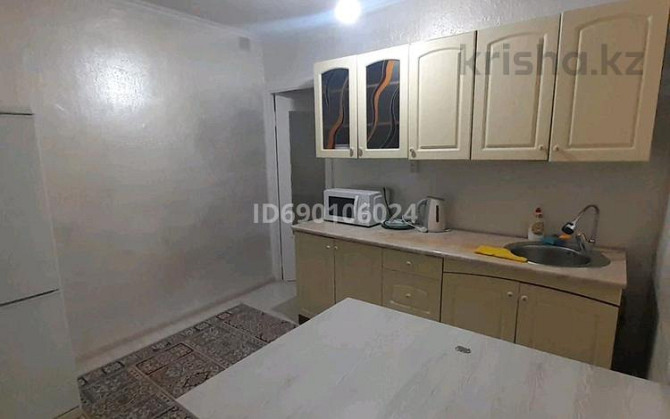 2-комнатная квартира, 54 м², 3/5 этаж помесячно, 3 микрорайон 31 Кульсары - изображение 5