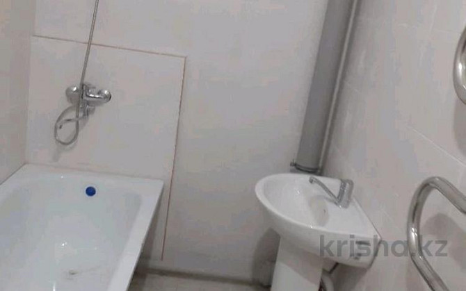 1-комнатная квартира, 35 м², 8/12 этаж помесячно, Мкр.Туран-2 Шымкент - изображение 4