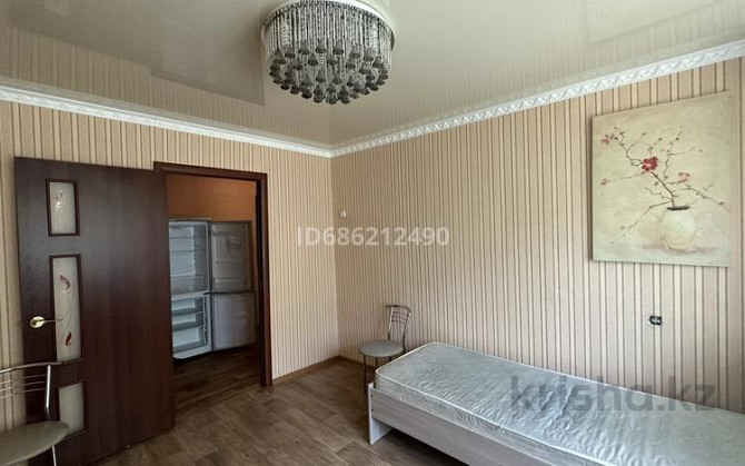 3-комнатная квартира, 60 м², 3/5 этаж помесячно, 1 Качар - изображение 2