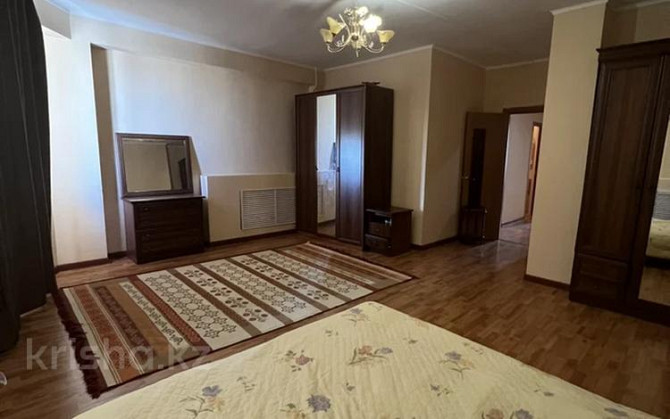 3-комнатная квартира, 160 м², 9/16 этаж помесячно, 15-й мкр 59 "Овация" Актау - изображение 7
